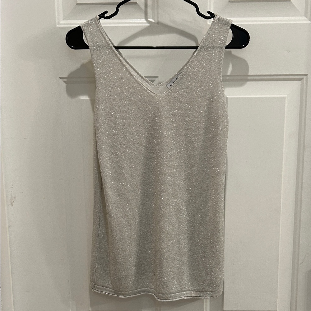 Chic Silver Glitter Tank Top 🇮🇹